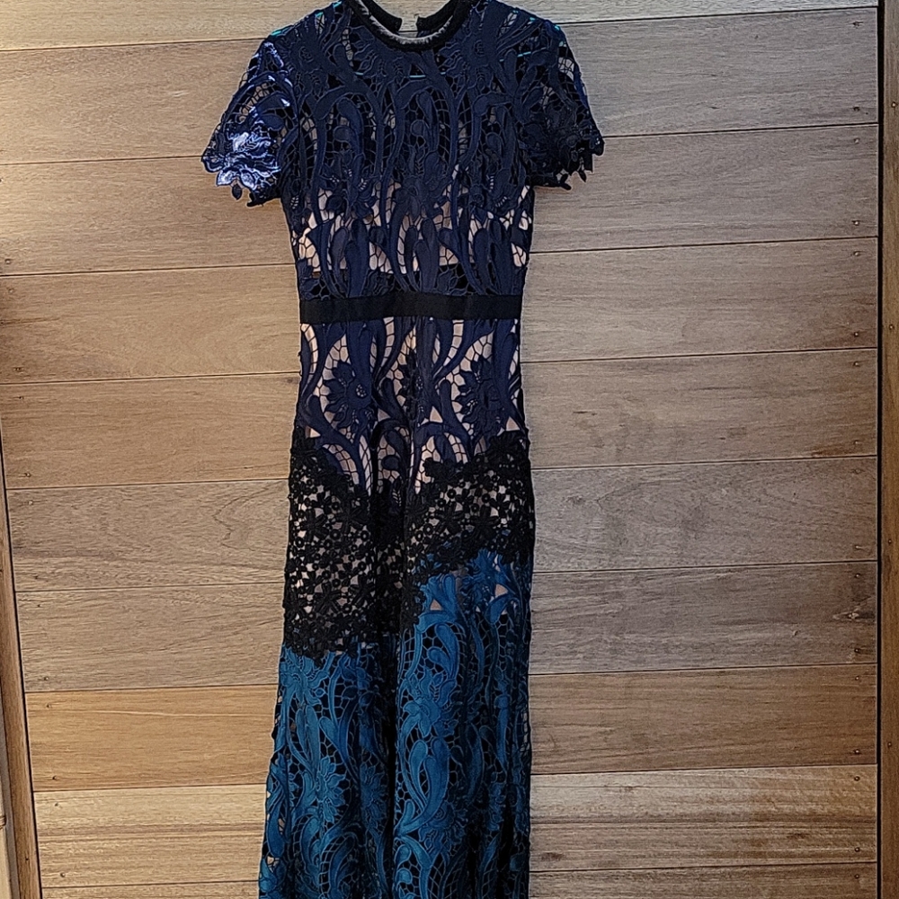 BEAUTIFUL SELF - PORTRAIT LACE FLOWER DRESS